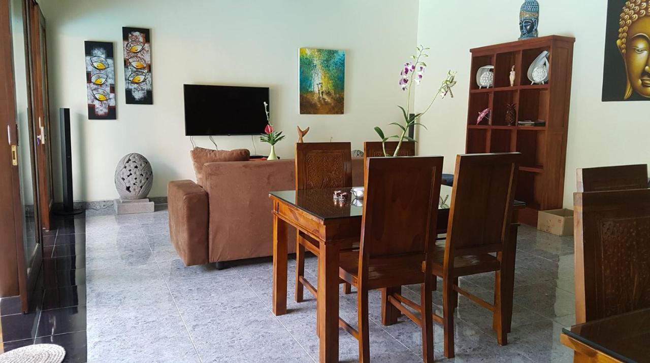 Mias Jungle House Otel Lovina Dış mekan fotoğraf