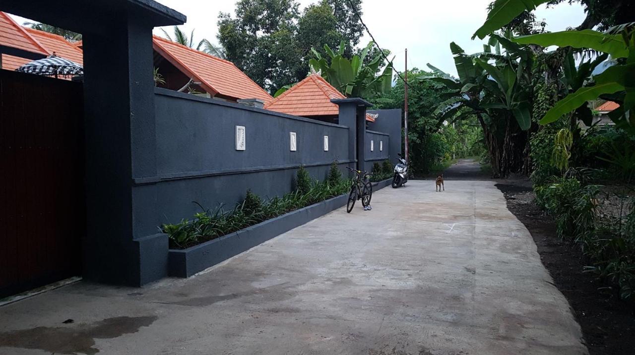 Mias Jungle House Otel Lovina Dış mekan fotoğraf