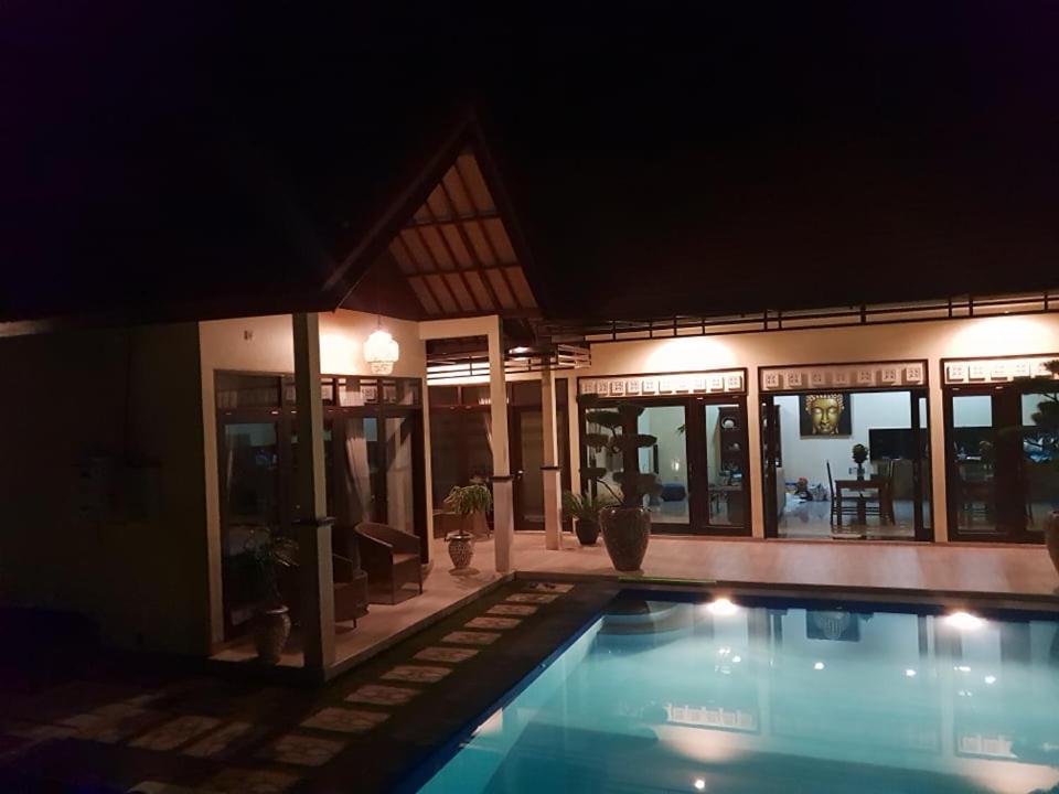 Mias Jungle House Otel Lovina Dış mekan fotoğraf