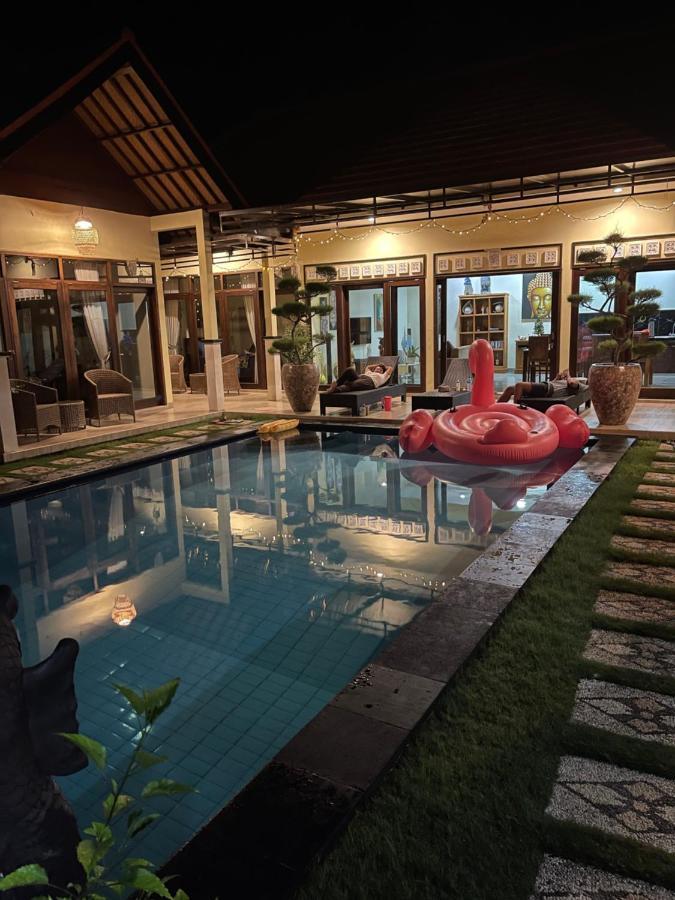 Mias Jungle House Otel Lovina Dış mekan fotoğraf